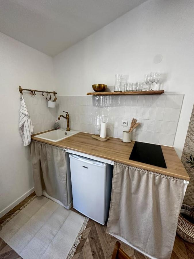Chez Romeo & Sandro Pezenas Bagian luar foto